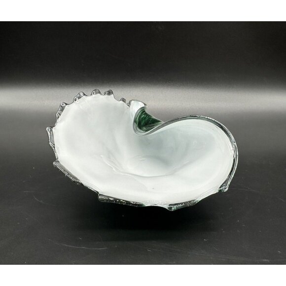 Art Glass Dish Green White Cased Shell 2006 Signed Ashtray Jewelry Jason T ? - Picture 3 of 10